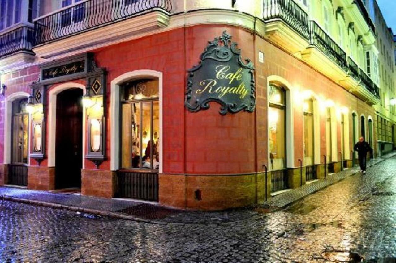 Levante *